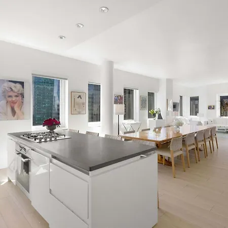 Heart Of Midtown West, Parking, Gym, Wd, Ac, Security Apartment
